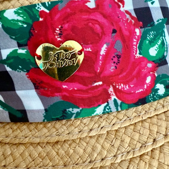 Betsey Johnson Wide Brim Straw Sun Hat with Gingham & Floral Ribbon - Picture 10 of 10